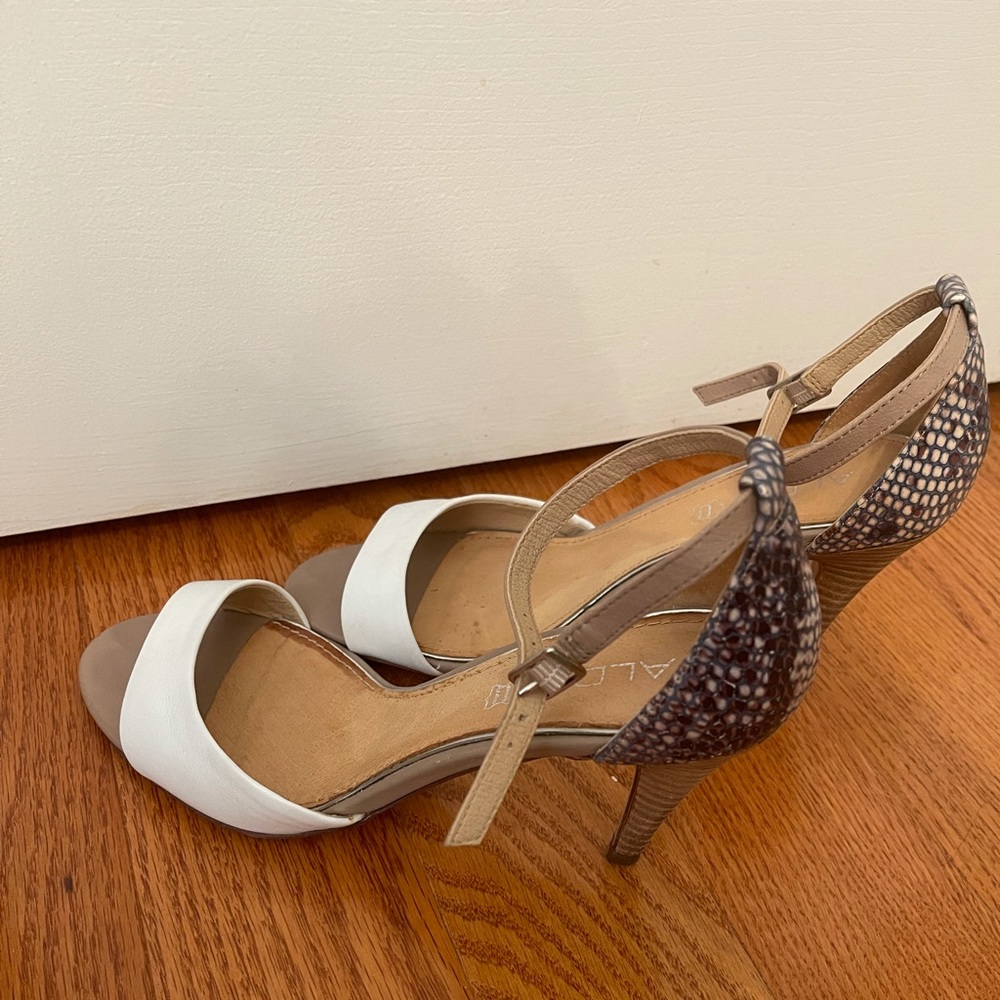 Aldo Open Toe Sandals Size 8